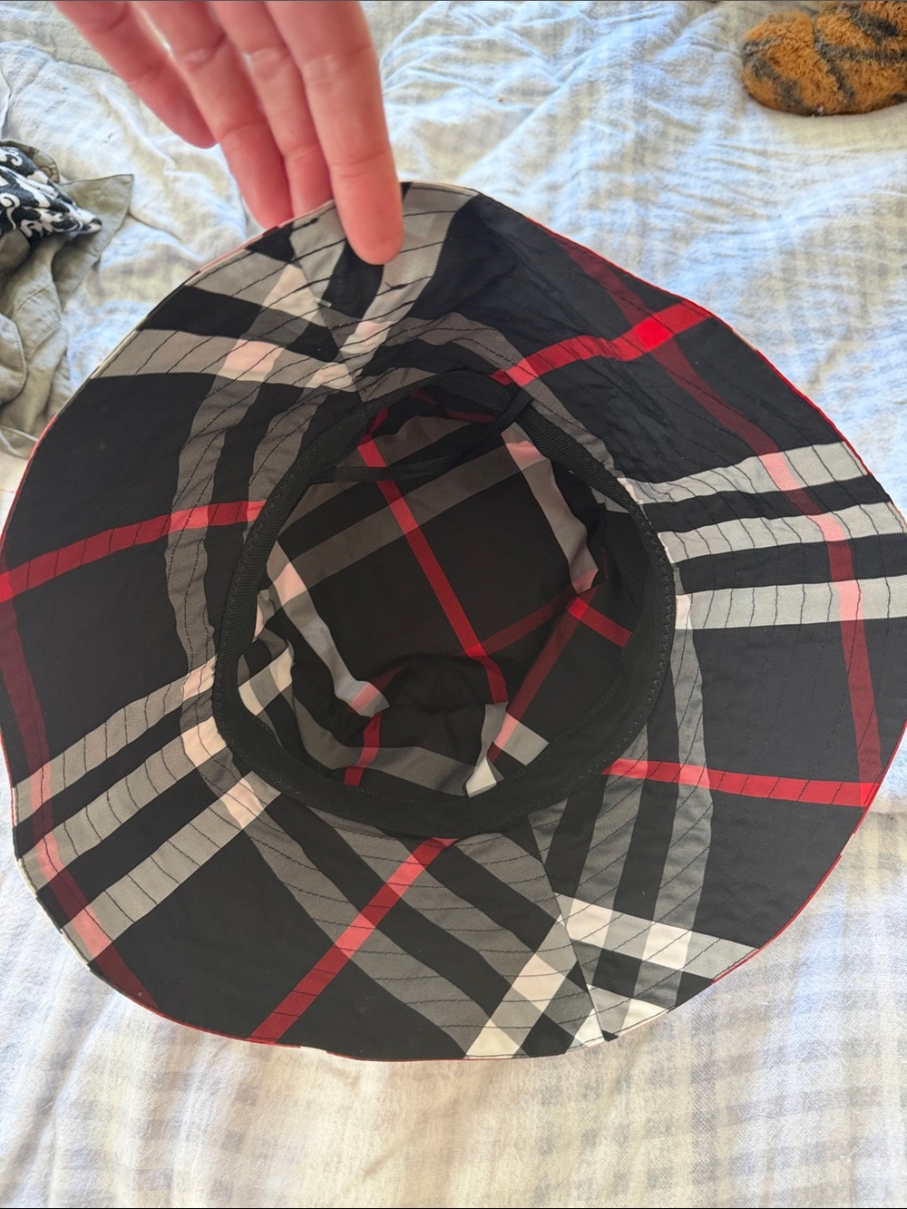 Red Plaid Bucket Hat - Unbranded - Picture 3 of 4